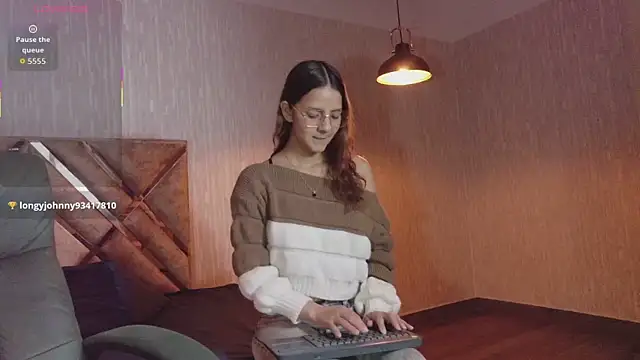 Snapshot of angeles_azul chatting on 10/07/25, 02:47 angeles azul online show from 10/07/25, 02:47