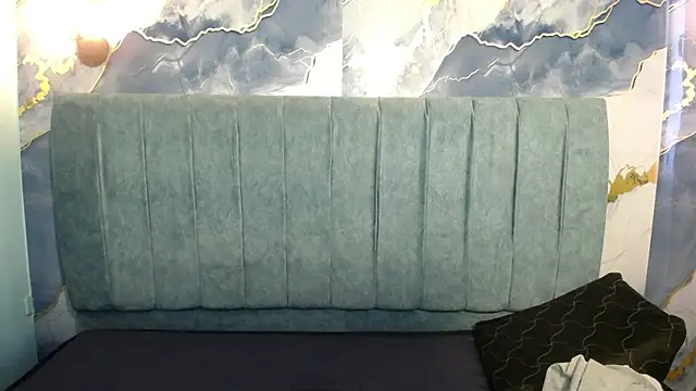 Snapshot of angeles_azul chatting on 10/24/25, 01:29 angeles azul online show from 10/24/25, 01:29