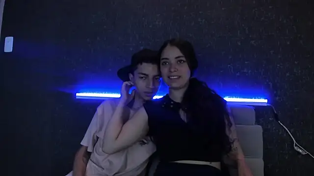 NickandAbby  online show from 05/25/26, 07:31