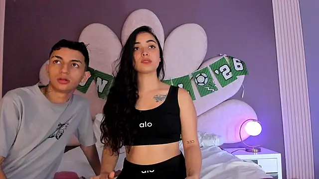 NickandAbby  online show from 07/02/26, 03:45