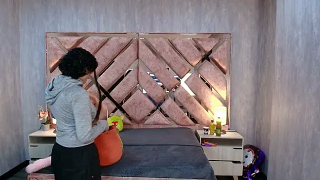 Snapshot of Babyyrasta666 chatting on 10/18/25, 04:15 Babyyrasta666 online show from 10/18/25, 04:15