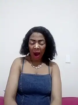 SEXYMOANSXX online show from 09/30/25, 07:13