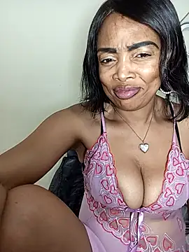 Snapshot of SEXYMOANSXX chatting on 04/10/26, 05:34 SEXYMOANSXX online show from 04/10/26, 05:34