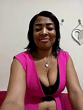 Snapshot of SEXYMOANSXX chatting on 04/23/26, 05:52 SEXYMOANSXX online show from 04/23/26, 05:52