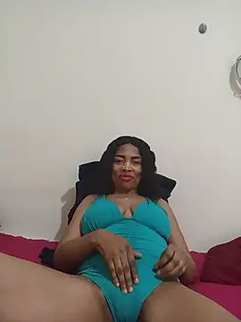 Snapshot of SEXYMOANSXX chatting on 06/11/26, 08:12 SEXYMOANSXX online show from 06/11/26, 08:12
