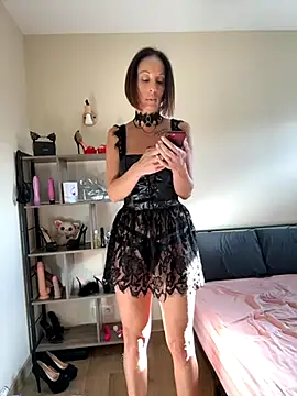 spycyfanny online show from 11/20/25, 09:09