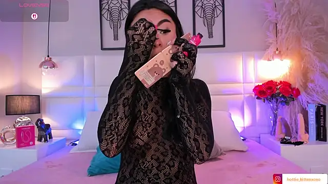 Viollet xoxo online show from 11/11/25, 08:31