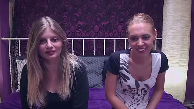 BlondeWitches online show from 12/31/24, 01:04