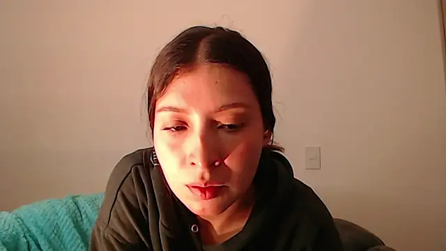 -Ivonny online show from 10/16/25, 10:33