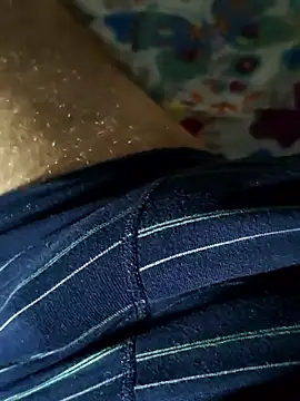 Snapshot of scalp_ello chatting on 12/17/25, 10:49 scalp ello online show from 12/17/25, 10:49