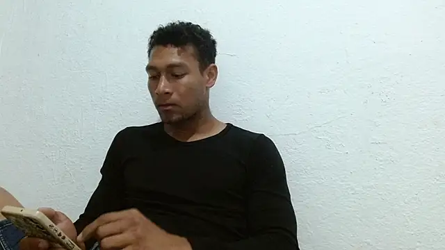 RyanLeon01 online show from 07/14/26, 10:48