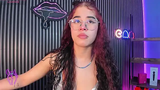 Valka Teen online show from 09/11/25, 01:00