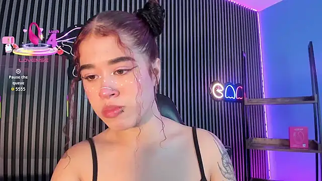 Valka Teen online show from 09/17/25, 12:29
