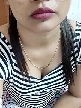 Snapshot of DPK25 chatting on 11/07/25, 03:23 DPK25 online show from 11/07/25, 03:23