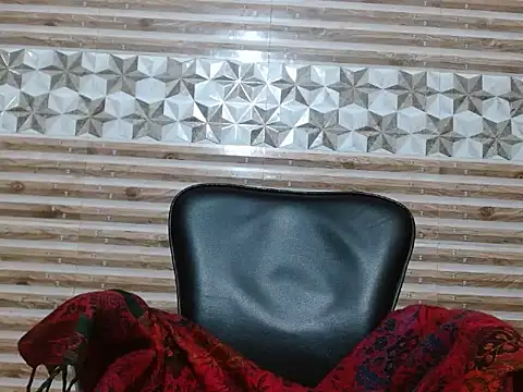 Snapshot of dimpyi chatting on 01/10/26, 06:42 dimpyi online show from 01/10/26, 06:42