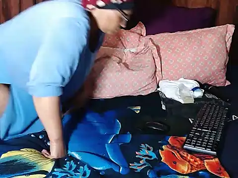 BOUNCINGASSX online show from 07/29/26, 09:02