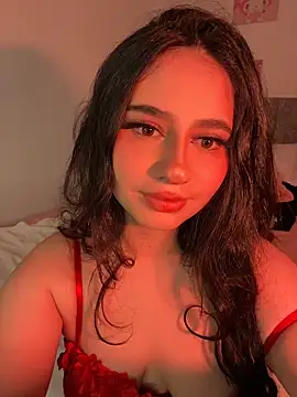 Snapshot of Sophi_dee1 chatting on 10/31/25, 12:11 Sophi dee1 online show from 10/31/25, 12:11