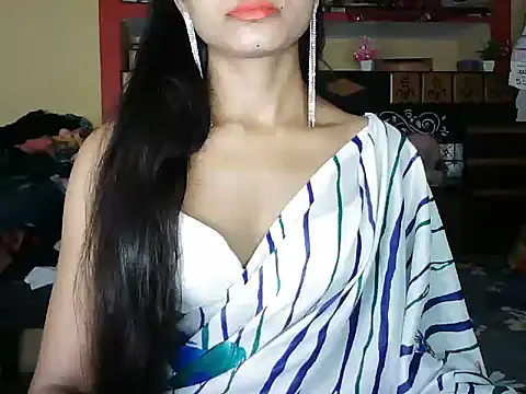 ROSE GOLDE online show from 10/08/25, 04:26