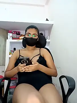 Snapshot of hotmanshi chatting on 10/16/25, 12:39 hotmanshi online show from 10/16/25, 12:39