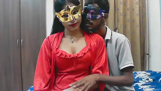 Snapshot of horny__couple_ chatting on 10/17/25, 04:31 horny  couple  online show from 10/17/25, 04:31