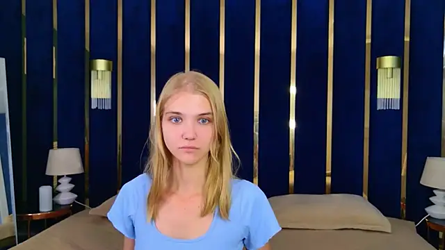 4example Chloe online show from 07/28/26, 05:58