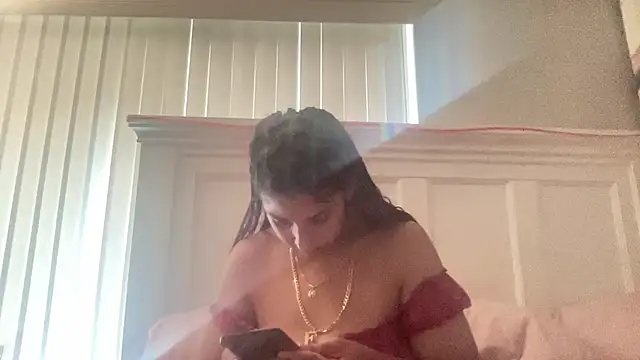 Snapshot of sweetnjuicyyy chatting on 09/18/25, 08:44 sweetnjuicyyy online show from 09/18/25, 08:44