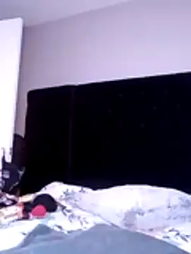 Snapshot of sweetnjuicyyy chatting on 10/29/25, 07:21 sweetnjuicyyy online show from 10/29/25, 07:21