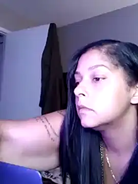 Snapshot of sweetnjuicyyy chatting on 11/06/25, 07:09 sweetnjuicyyy online show from 11/06/25, 07:09