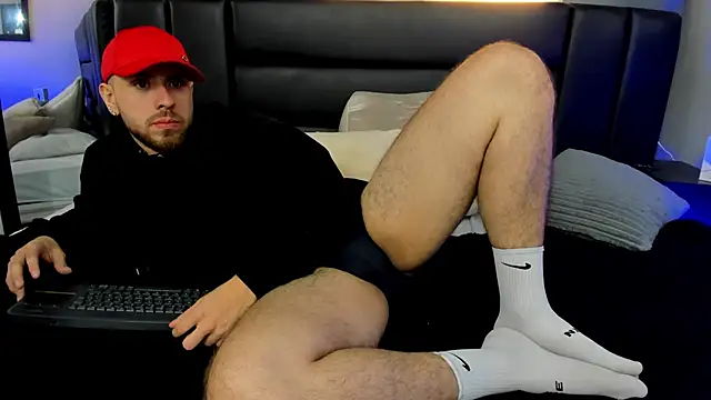 Maximo Wolff online show from 09/18/25, 09:06