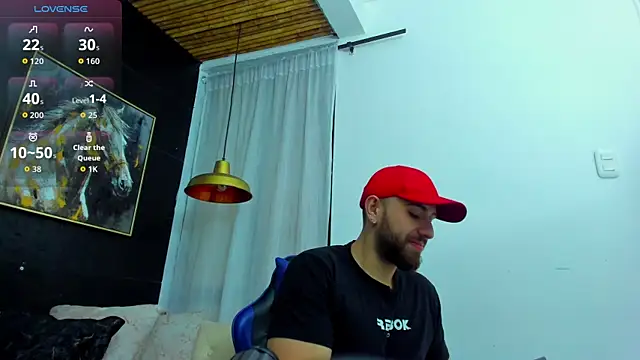 Maximo Wolff online show from 11/05/25, 08:09