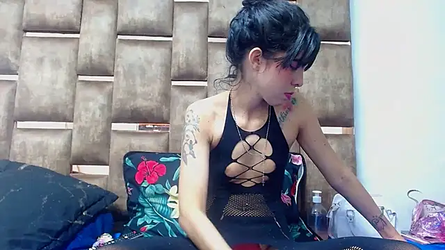 Alexahotz online show from 09/21/25, 06:48