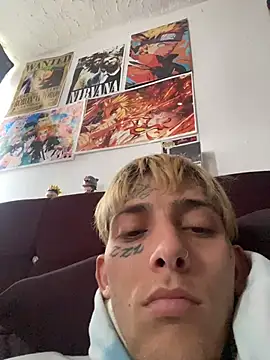 Snapshot of KinkyLatinCock chatting on 11/02/25, 03:25 KinkyLatinCock online show from 11/02/25, 03:25