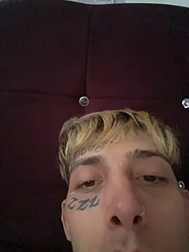 Snapshot of KinkyLatinCock chatting on 11/03/25, 12:50 KinkyLatinCock online show from 11/03/25, 12:50