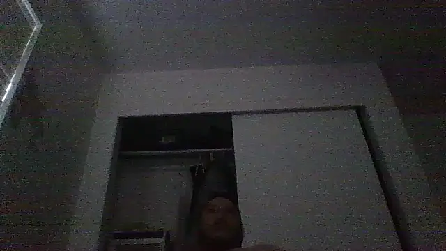Snapshot of raredick chatting on 01/07/26, 12:46 raredick online show from 01/07/26, 12:46