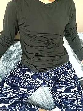 Snapshot of K_istp chatting on 11/21/25, 10:47 K istp online show from 11/21/25, 10:47