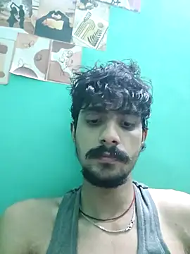 Snapshot of Sushant001 chatting on 03/25/26, 06:36 Sushant001 online show from 03/25/26, 06:36