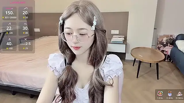 Snapshot of nini_a chatting on 11/23/25, 05:29 nini a online show from 11/23/25, 05:29