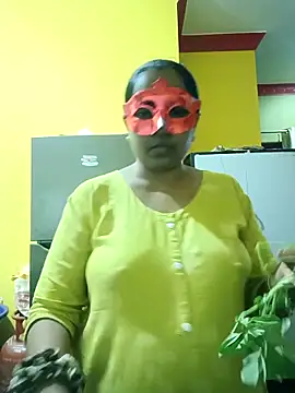 Snapshot of ammu1990 chatting on 11/21/25, 05:28 ammu1990 online show from 11/21/25, 05:28