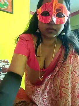 Snapshot of ammu1990 chatting on 12/16/25, 05:34 ammu1990 online show from 12/16/25, 05:34