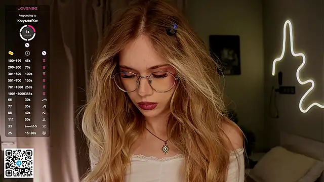 BeatrixCharton online show from 10/17/25, 04:20