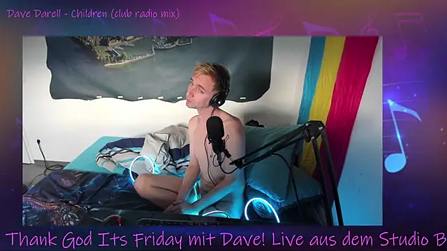 Snapshot of DaveLindau chatting on 09/13/25, 07:08 DaveLindau online show from 09/13/25, 07:08