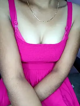 Nidhi lovely online show from 12/17/25, 02:39