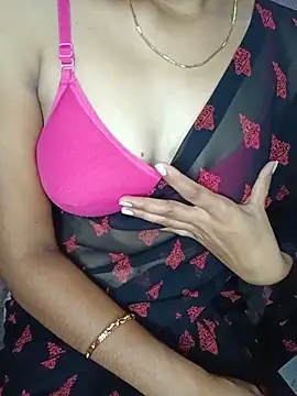 Nidhi lovely online show from 05/18/26, 01:24