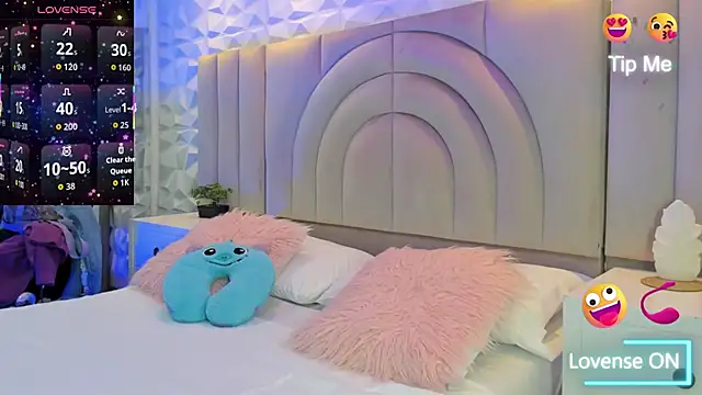 Snapshot of miah_skinny chatting on 10/12/25, 03:38 miah skinny online show from 10/12/25, 03:38