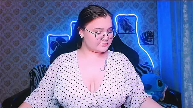 InLoveWithLife26 online show from 10/22/25, 07:13