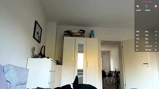 MaydaCornwall online show from 09/28/25, 07:03