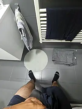 Snapshot of flirt_23 chatting on 11/02/25, 07:49 flirt 23 online show from 11/02/25, 07:49