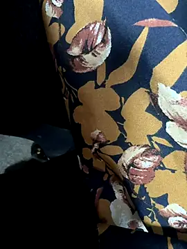 HiddenHoneyLDN online show from 09/17/25, 11:01