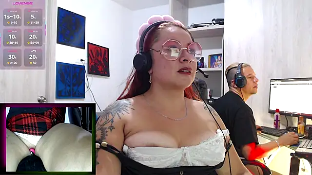 Snapshot of leidydi223 chatting on 10/18/25, 01:19 leidydi223 online show from 10/18/25, 01:19