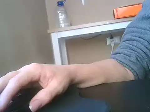 Snapshot of ITALIANASISIXX chatting on 11/20/25, 08:14 ITALIANASISIXX online show from 11/20/25, 08:14